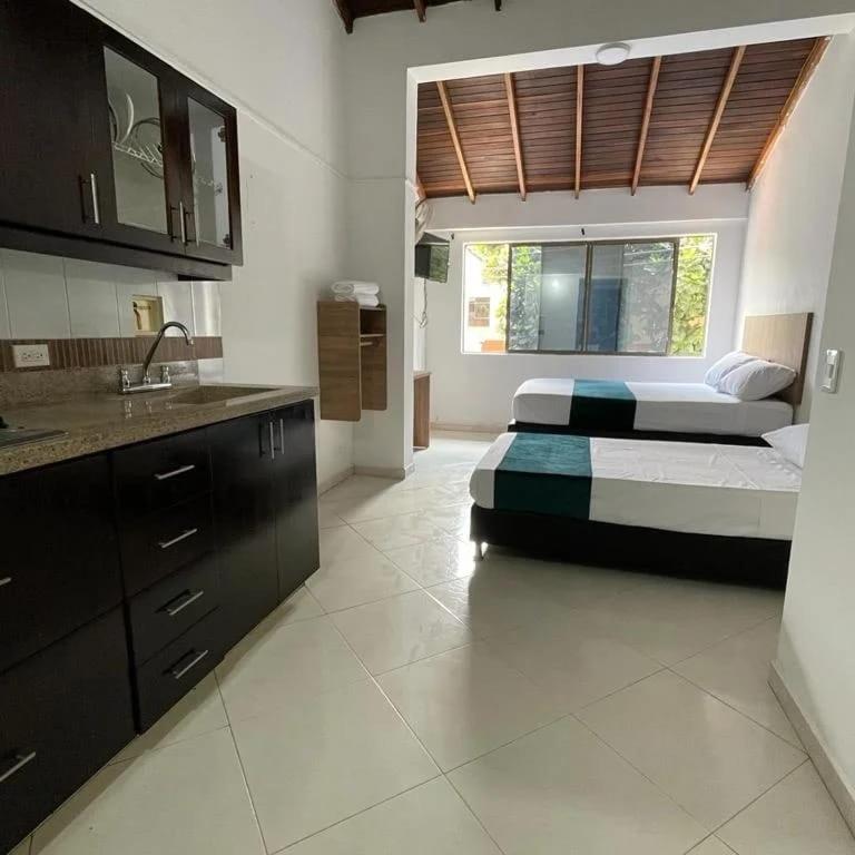 Hotel Sie7E Express Medellín Kültér fotó